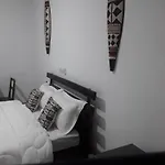 Emmanuella Casa מלון 2*